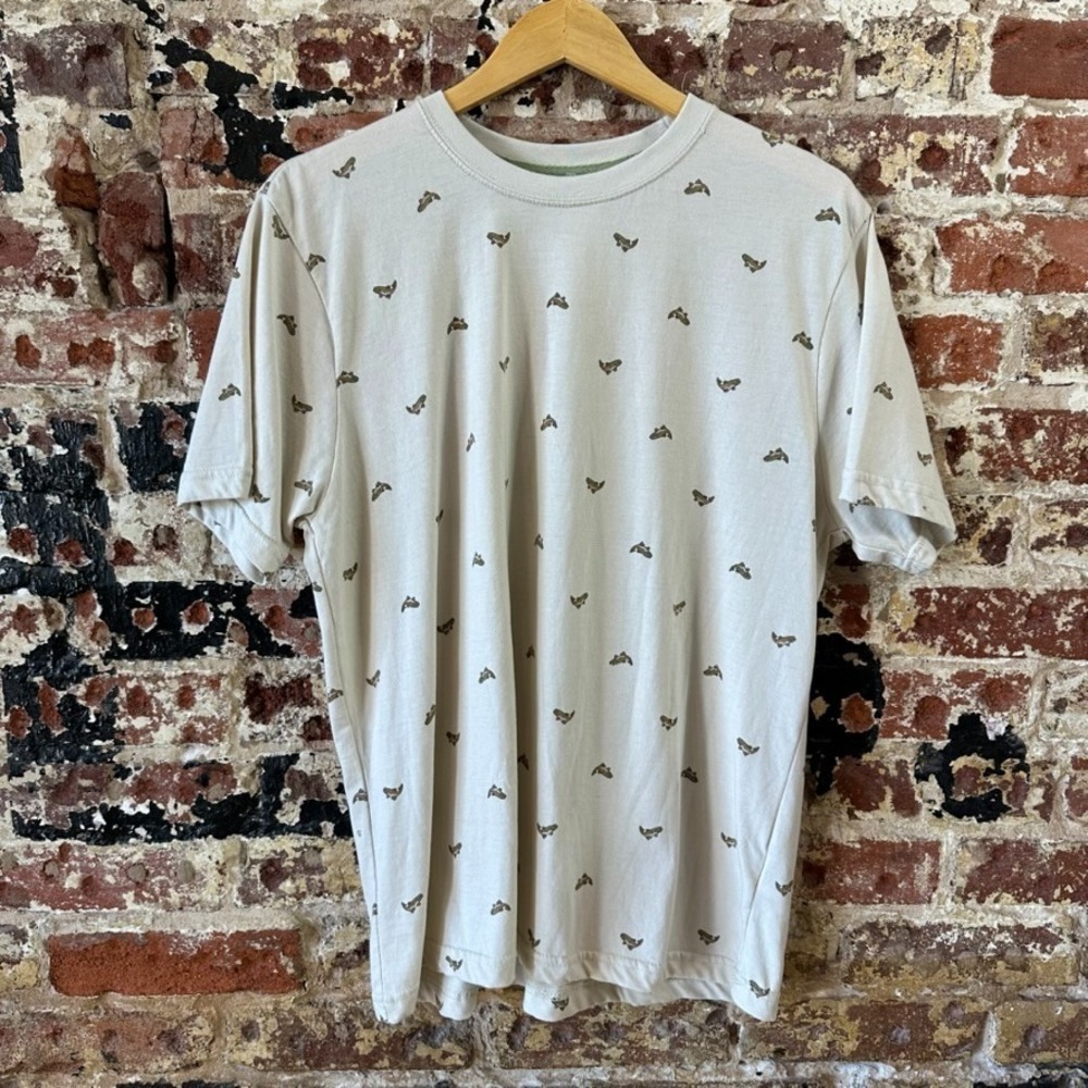 BASS CREEK OUTFITTERS Fish Print T-Shirt Tee Mens Short Sleeve Shirt Large
